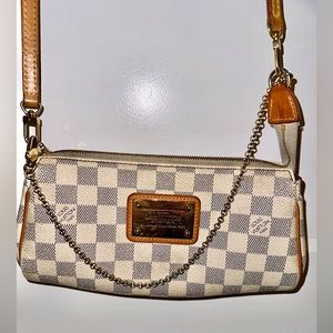 100% AUTHENTIC LOUIS VUITTON WHITE CHECKERED BAG